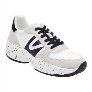 Like New Tretorn Lexie 3 Sneakers Ice & Black-Sz 8